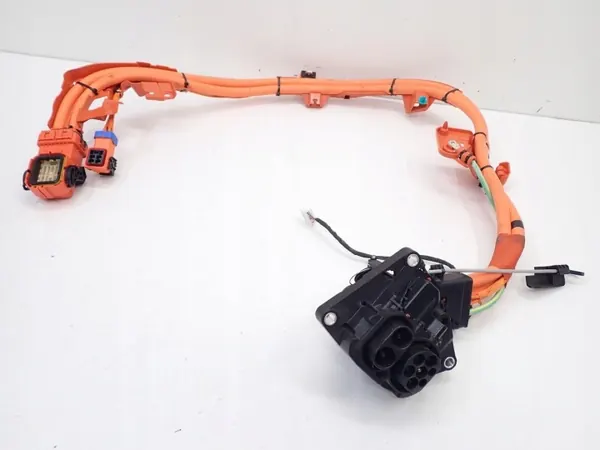 Tesla Model 3 Ladeanschluss OEM 1449495-25-C Gebraucht image 2