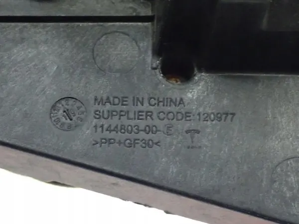 Tesla Model 3 Ladeanschluss OEM 1449495-25-C Gebraucht image 8