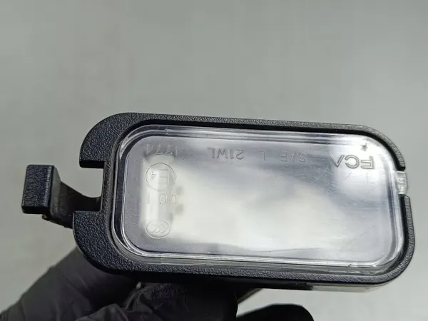 Luz de matrícula Jeep Grand Cherokee WL OEM 68429982AA image 4