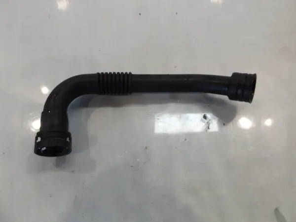 Skoda Fabia II 1.4 TDI Entlüftungsschlauch 045103493D image 2