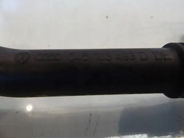 Skoda Fabia II 1.4 TDI Entlüftungsschlauch 045103493D image 3