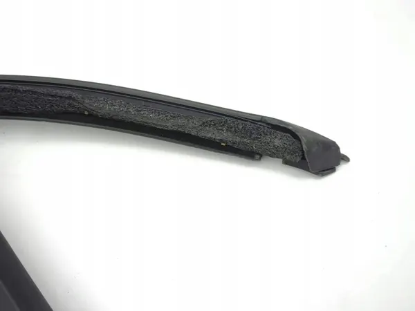 OEM AMD173754 Etuoven ikkunatiiviste VW T-Rocille image 6