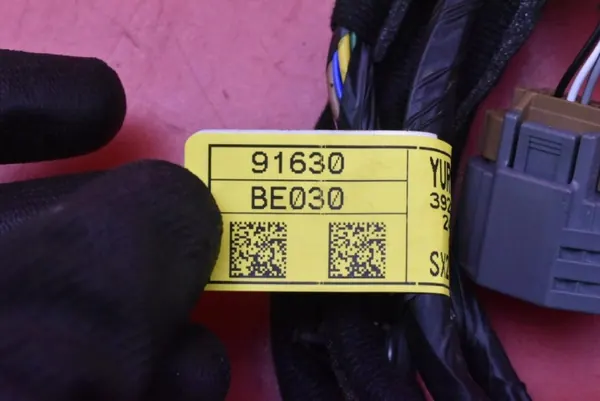 Harness Puerta Derecho Trasero OEM 91630-BE030 image 6