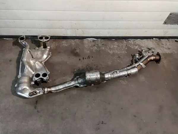 Subaru Uitlaatspruitstuk OEM FIE5743 voor Crosstrek III image 2