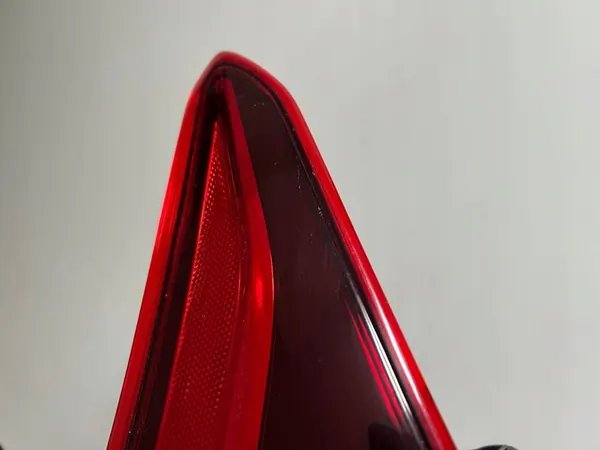 Lámpara LED trasera izquierda Mitsubishi Outlander III 2015-2022 OEM image 2