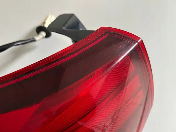 Lámpara LED trasera izquierda Mitsubishi Outlander III 2015-2022 OEM image 5