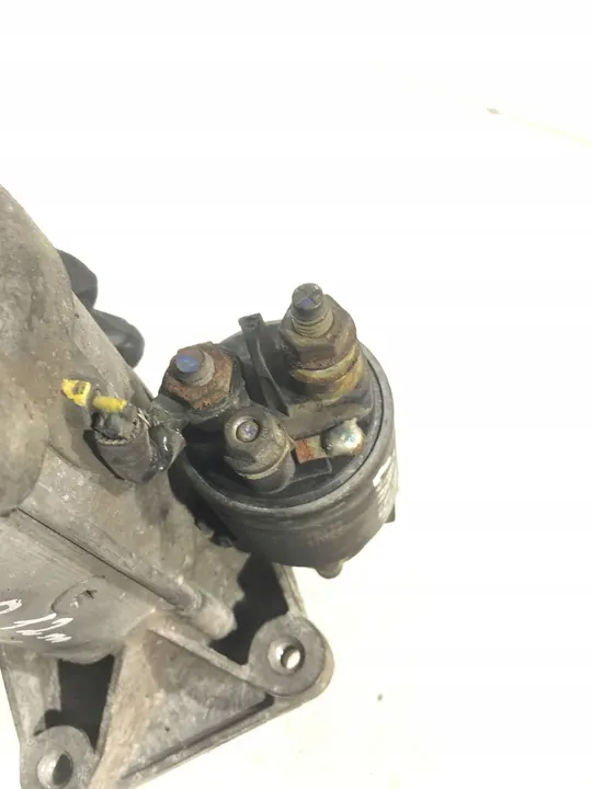 Motor de arranque VOLVO V60 1.6L diésel 2011 AV6N11000GB image 3