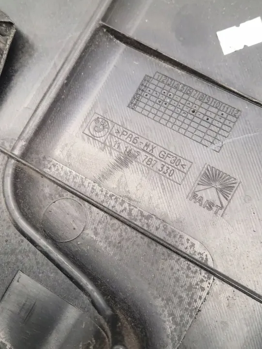 BMW Moottorin Yläkansi OEM 7787330 3-sarja E46 2.0d image 6