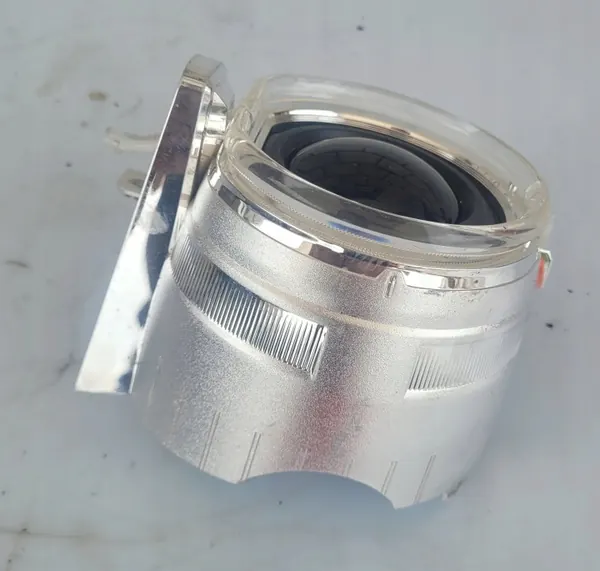 BMW F32 Vänster Strålkastarlinslock OEM Del image 4