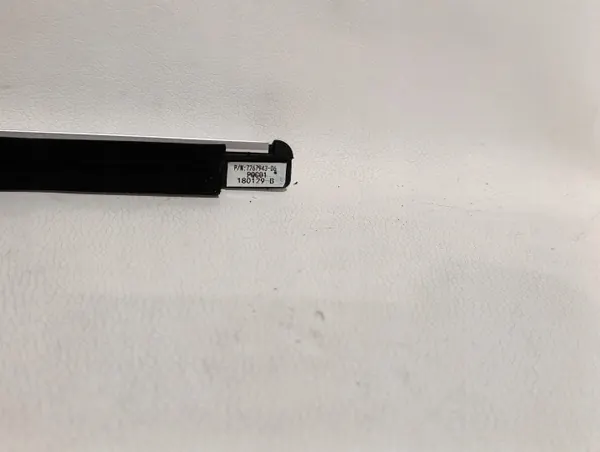 Junta raspadora dianteira esquerda OEM 7267943 BMW Série 2 image 8
