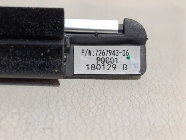 Junta raspadora dianteira esquerda OEM 7267943 BMW Série 2 image 9