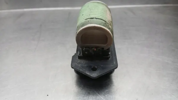 Gebläsewiderstand OEM VOLVOMAR-140816 Opel Corsa D image 3