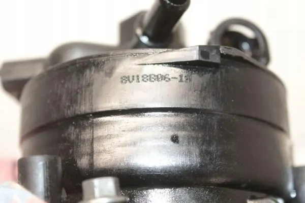 Kraftstofffiltergehäuse OEM 8V13B06 für Peugeot Expert image 6