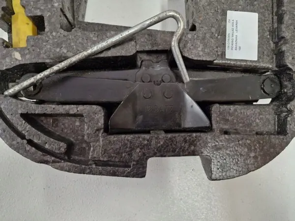 Inserción de rueda maletero CITROEN C4 Picasso I OEM 1 image 3
