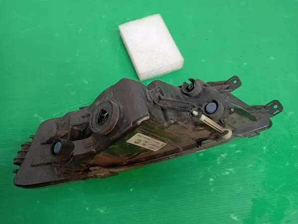 OEM LAMPA PRZECIWMGIELNA HALOGEN PRAWY SKODA OCTAVIA III 12-16 image 3