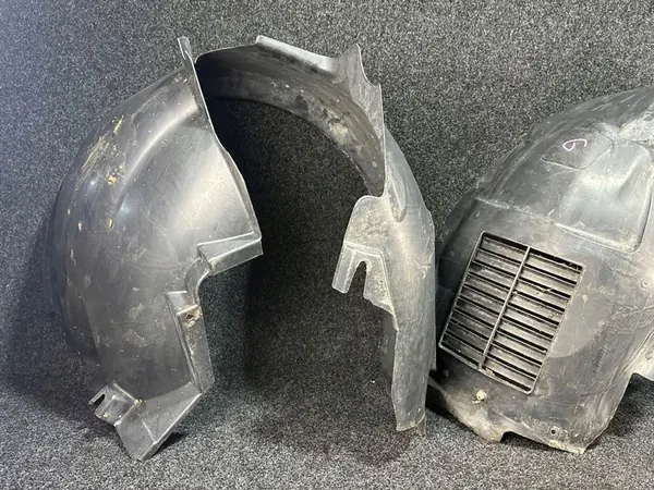 Vorderes linkes rechtes Radhaus Jaguar XJ XJL X351 09- OEM image 2