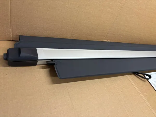 Volvo XC90 I Store de Coffre OEM 39824804 image 4