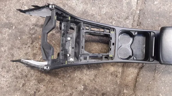 OEM 3AE Käsinojasarja nahka - VW Passat B7 image 2