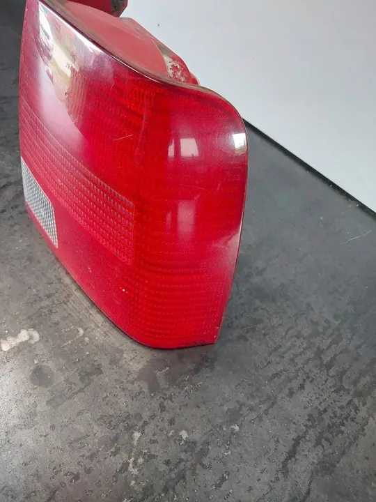 Luz Trasera Derecha Volkswagen Passat B5 image 4
