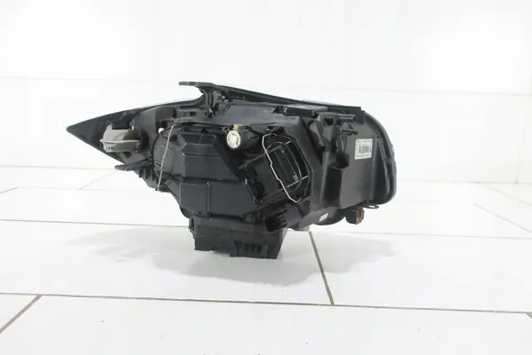 Farol dianteiro direito Xenon BMW 1 E87 E81 image 2