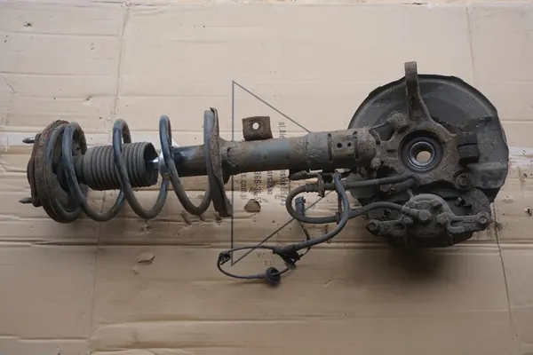 Mitsubishi Lancer X 1.8B Ammortizzatore Destro Anteriore image 5