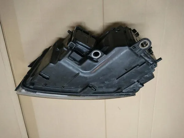 AUDI A8 D3 LIFT BIXENON Rechter Xenon-Scheinwerfer image 3