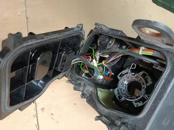 AUDI A8 D3 LIFT BIXENON Rechter Xenon-Scheinwerfer image 7