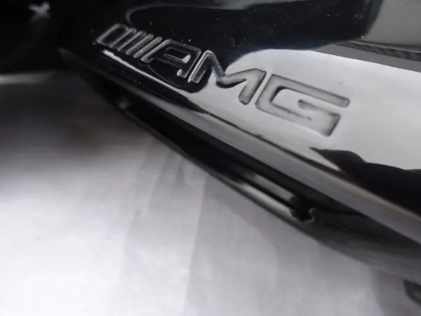 Embouts d'échappement OEM W2054900727 Mercedes AMG image 4