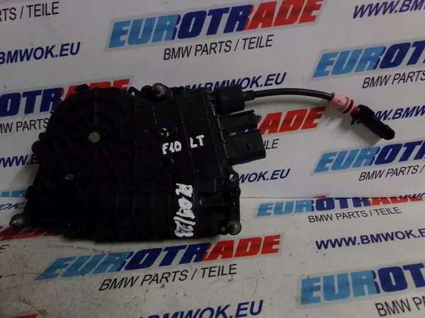 BMW F10 F11 LCI Türschlossantrieb links hinten OEM 5121 5A36F23 image 2