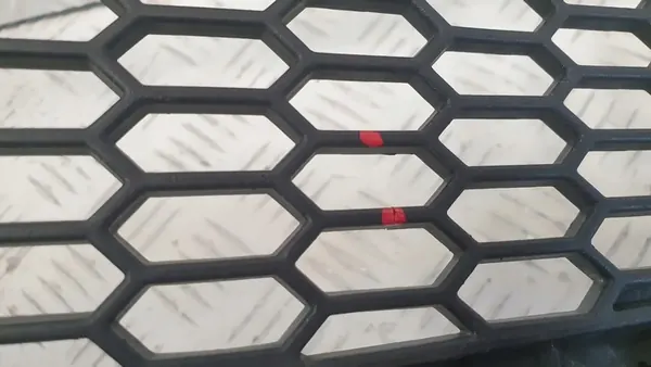 BMW M3 E92 E93 Bumper Grille 51117900764 image 5