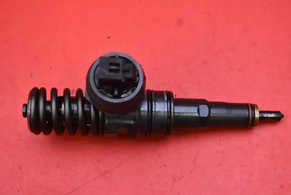Gebrauchte VW Einspritzpumpe OEM 038135073BN Polo 4 image 2