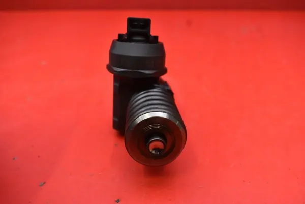 Gebrauchte VW Einspritzpumpe OEM 038135073BN Polo 4 image 5