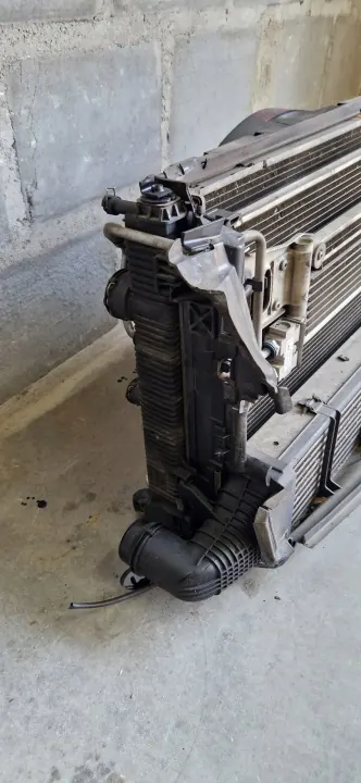 Mercedes C-klasse W204 3.0 CDI radiateurset OEM image 3