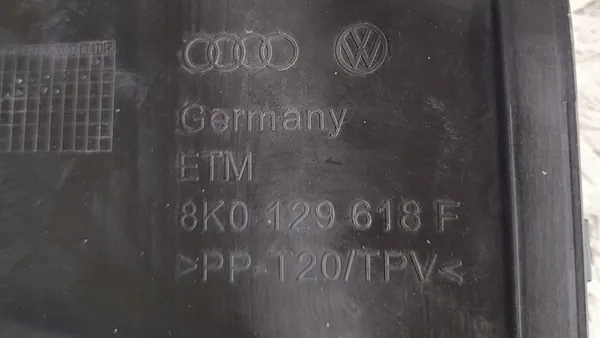 AUDI A4 B8 A5 Q5 Luchtinlaatgids 8K0129618F image 3