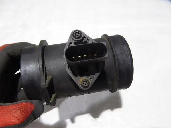 Luftmassenmesser Audi A4 B5 2.5 TDI 1994-2001 OEM image 2