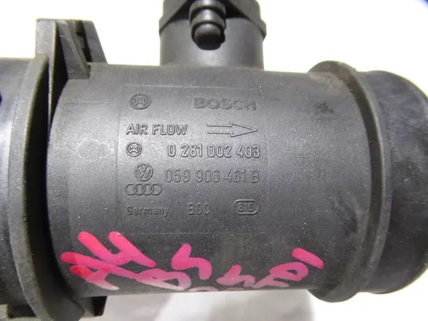 Luftmassenmesser Audi A4 B5 2.5 TDI 1994-2001 OEM image 3