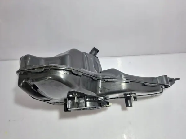 Pompe de dosage AdBlue VW Sharan 2019 OEM 7N0131877M image 8