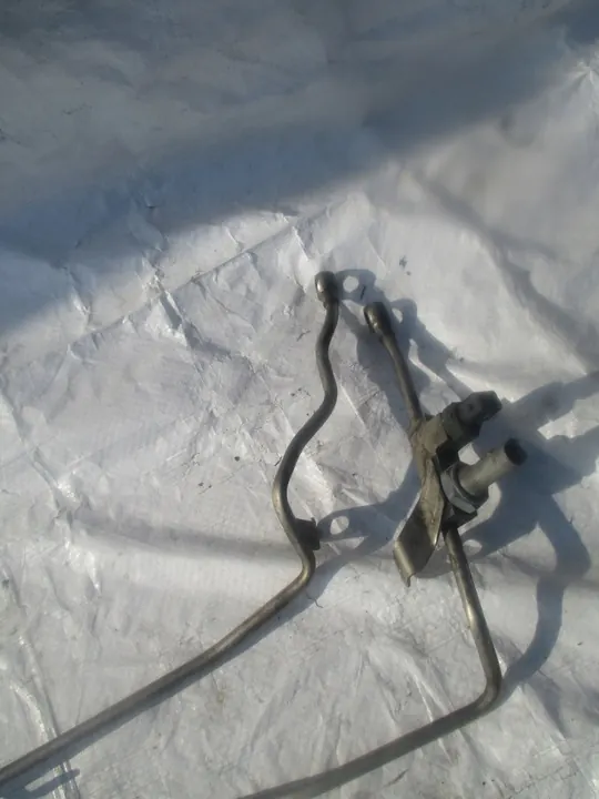 Tubo de óleo Audi Q7 A8 D3 4.2 TDI image 4