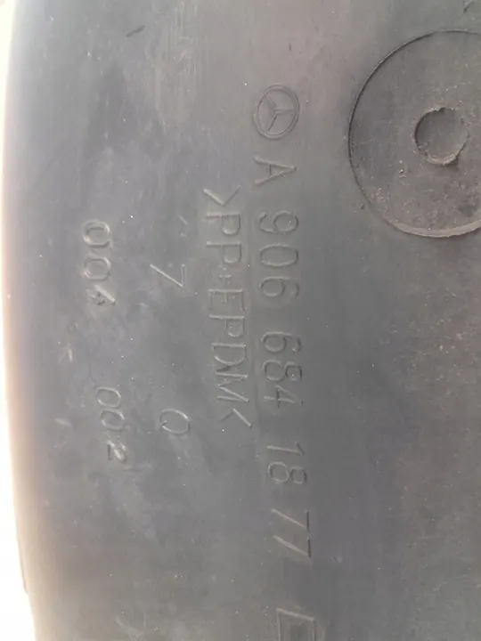 Höger framhjulskåpa Mercedes Sprinter VW Crafter A9066841877 image 2