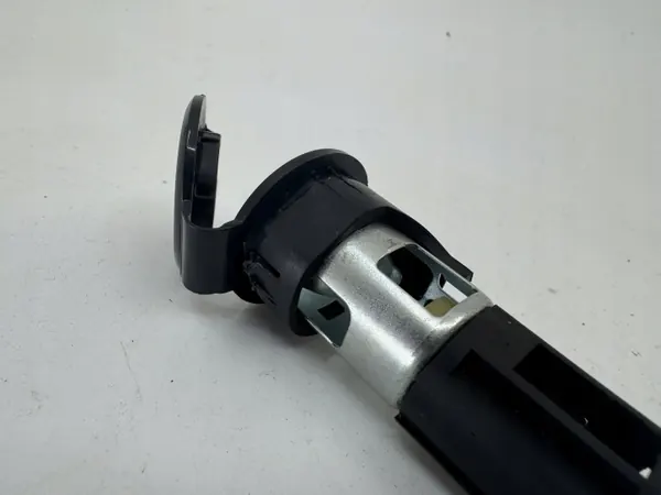 Tomada isqueiro dianteira OEM LAA10938 image 6