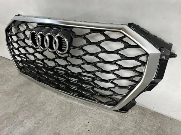 Grille OEM 83F853651B pour Audi Q3 II S-Line Chrome image 4