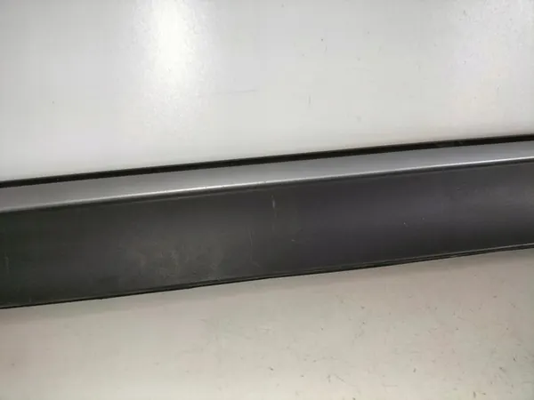 Left Front Door Trim BMW X3 F25 10- OEM 51137205779 image 3