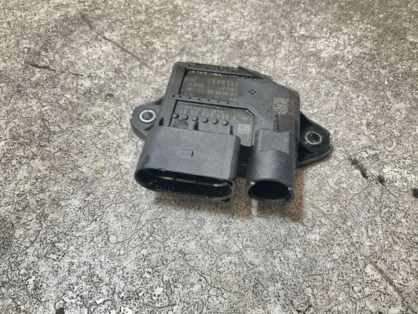 Glödstift Mercedes-Benz OEM 100321 - Begagnad image 4
