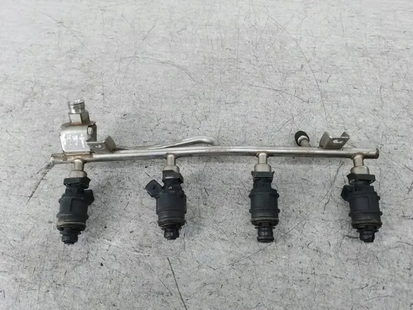 OEM LISTWA WTRYSKOWA BENZYNA OPEL ASTRA G BERTONE 1.8 16V image 4