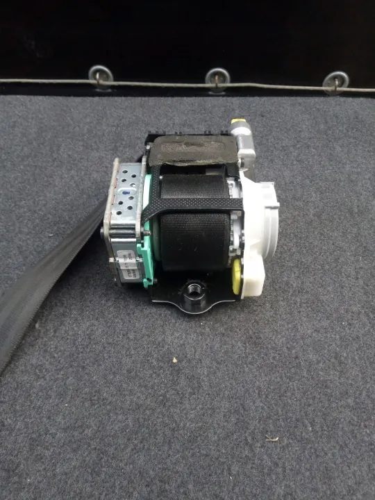 OEM 8T0857705 Bältesspännare Fram Vänster/Höger image 3