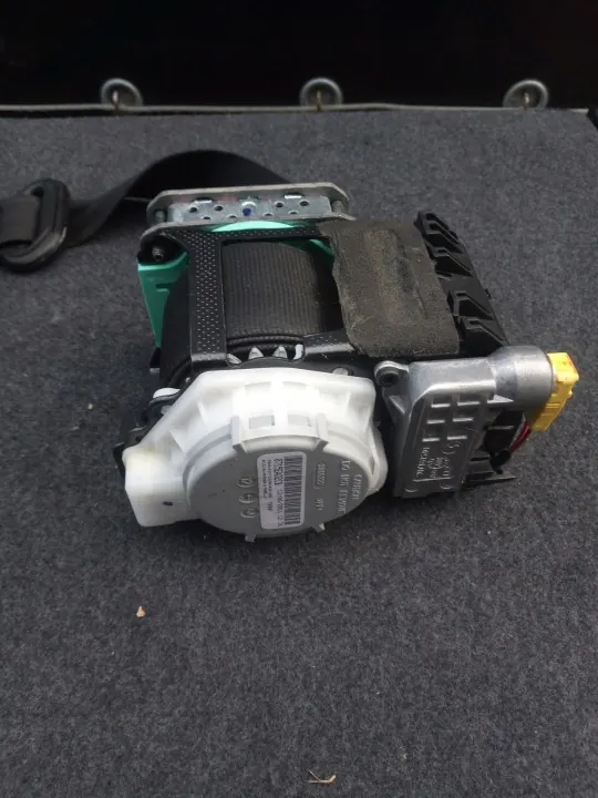 OEM 8T0857705 Bältesspännare Fram Vänster/Höger image 4