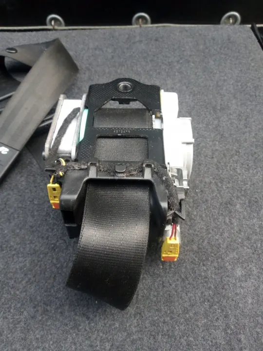 OEM 8T0857705 Bältesspännare Fram Vänster/Höger image 5