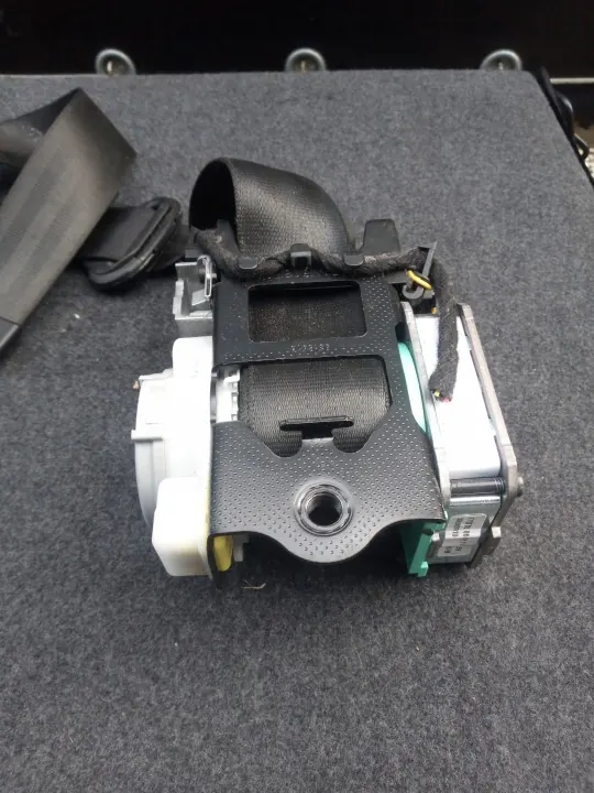 OEM 8T0857705 Bältesspännare Fram Vänster/Höger image 6