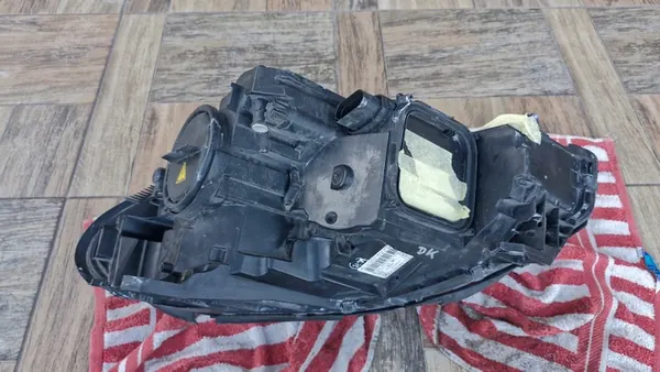 MERCEDES B W246 Rechter Voorlicht Bi-Xenon A2468207261 image 6