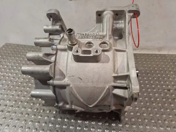 Motor elétrico Dacia Spring usado OEM S25081660 image 3